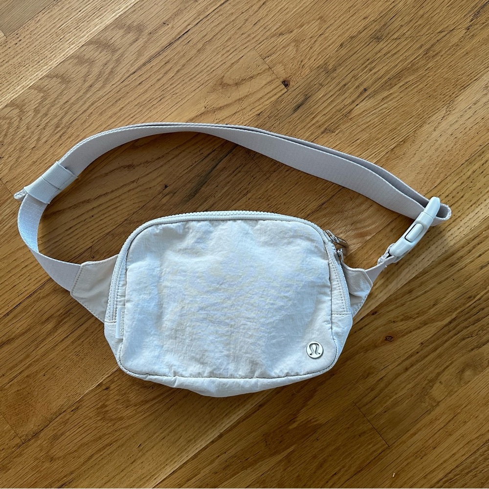 Lululemon Everywhere Belt Bag Large 2L